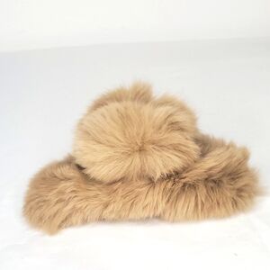 GiuliA Small Hair Clipper Fur InTan Color Beautiful Accessory